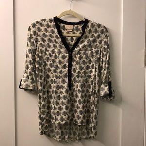 Anthropologie Flowy blouse